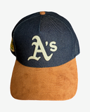 Athletics MLB Mitchell & Ness – Chambray and Suede Pro Pinch Snapback Cap