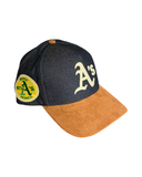 Athletics MLB Mitchell & Ness – Chambray and Suede Pro Pinch Snapback Cap